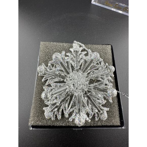 Vintage Hand Spun Glass 3D Snowflake Silver Accents Ornament 3" Original Box - Picture 3 of 9